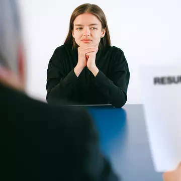 Cum să-ți adaptezi CV-ul pentru postul la care candidezi