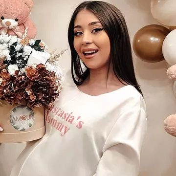 Nicole Cherry, ultimele pregătiri înainte de naștere