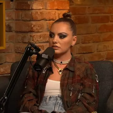 Care este și cât costă cel mai scump accesoriu din colecția Alexandrei Stan