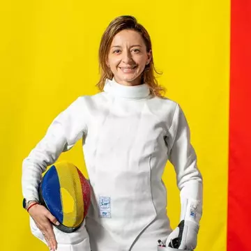 Spadasina Ana Maria Brânză, retragere spectaculoasă: „Mă duc să termin de plâns”