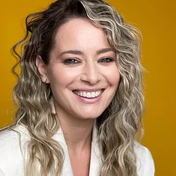 Incredibil ce mesaj a lăsat Laura Cosoi pe pagina de Facebook a lui Smiley: „Nu ştiu dacă mai apuc să-l mângâi”