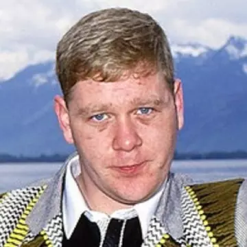 A murit Steve Bronski. Cântărețul avea 61 de ani