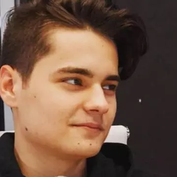 Selly, accident cu mașina într-o intersecție : „Primul incident unde nu a fost vina mea”