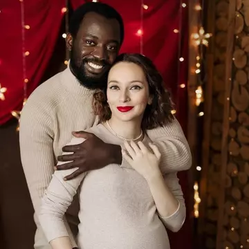 Tobi Ibitoye, artistul care a furat inimile românilor la „Vocea României”, a devenit tată pentru a doua oară