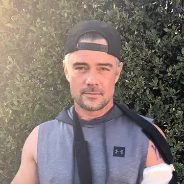 Actorul Josh Duhamel și iubita lui, modelul Audra Mari, s-au logodit