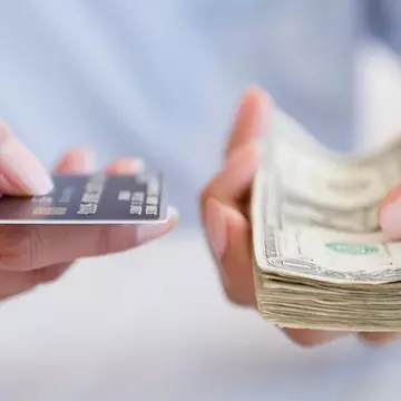 Obține un împumut de la Smilecredit chiar din confortul propriei case