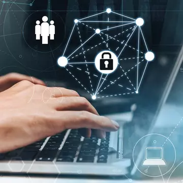 Șeful SRI: Atacurile cibernetice, activitățile de spionaj și fake news s-au intensificat în România