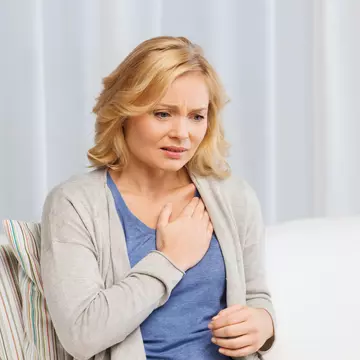 Studiu: riscul de noi probleme cardiace crește după vindecarea de COVID-19