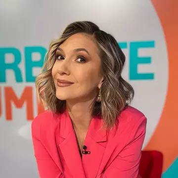 Cum arată Adela Popescu nemachiată