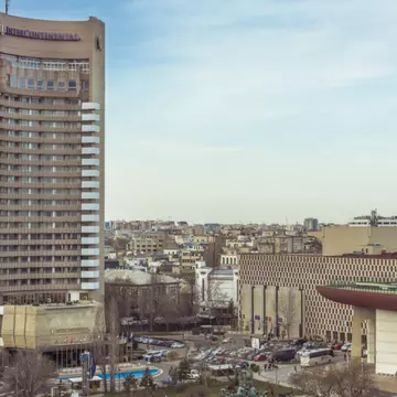 Ce mesaj a lăsat tânărul de 21 de ani care s-a aruncat de la etajul 20 al Hotelului Intercontinental din Capitală