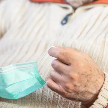 Un bărbat din Turcia are COVID-19 de mai bine de un an