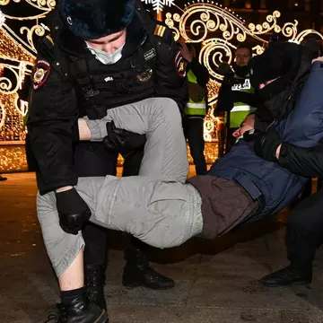 Imagini șocante de la protestele anti-război din Rusia