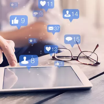 Reacția rușilor la dispariția Instagram din Rusia: „Am creat Grustnogram pentru a ne întrista împreună și pentru a ne sprijini reciproc”
