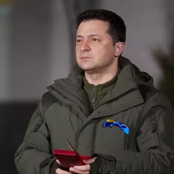 Zelenski amenință că va „ucide pe nenorociții” care au omorât o familie cu doi copii, în timp ce fugeau de război
