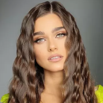 Cât câștigă Theo Rose din muzică: „Am bani strânși și nu fac nimic cu ei”