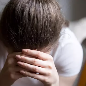 Fetița de 14 ani, însărcinată după ce a fost violată de mai mulți soldați ruși, va păstra copilul: „Medicii au avertizat că, dacă victima face avort, probabil că nu va mai putea avea copii”