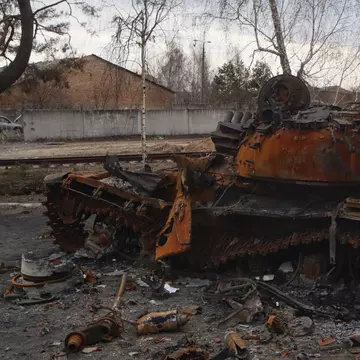 Un soldat ucrainean considerat mort după ce tancul în care se afla a explodat s-a târât 6 km, cu picioarele rupte, până a fost salvat