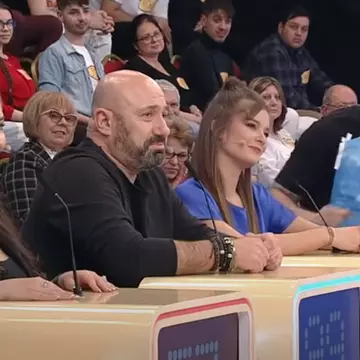 Cătălin Scărlătescu, primele dezvăluiri despre iubita sa într-o emisiune televizată: "Totul începe cu o sticlă cu vin"