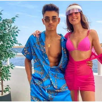 "A cam venit timpul să îmi iau și eu un loc al meu, ceva mai retras". Cum arată casa lui Sebastian Dobrincu. La 25 de ani, trăiește ca un rege