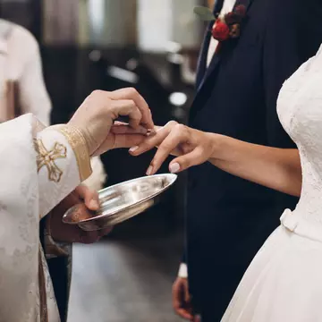 Aplicație de matrimoniale pentru tinerii creștini practicanți din România care vor să se căsătorească