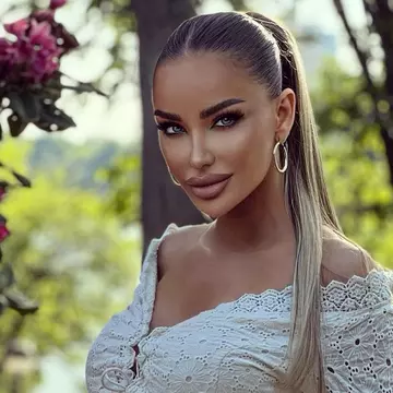 Este sau nu Bianca Drăgușanu însărcinată? Modelul și iubitul ei, Gabi Bădălău, s-au despărțit