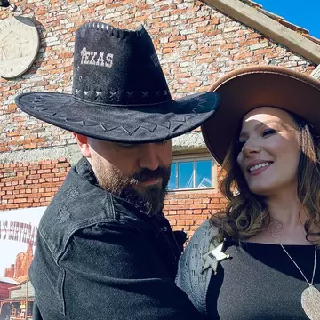 George Hora va deveni tată. Soția compozitorului, Ramona, este însărcinată