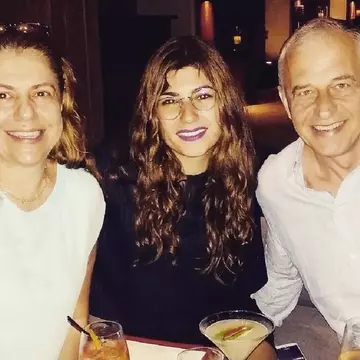 Cu ce se ocupă fiica lui Mircea Geoană. Ana Geoană trăiește în Los Angeles