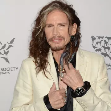 Steven Tyler, la dezintoxicare după ce problemele cu dependența de droguri au reapărut. Artistul are 74 de ani