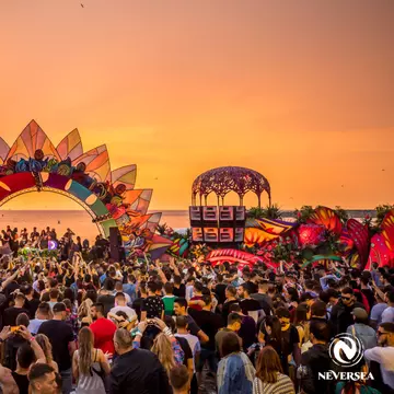 Cei mai listați artiști din lume vin în această vară la festivalurile Neversea și UNTOLD