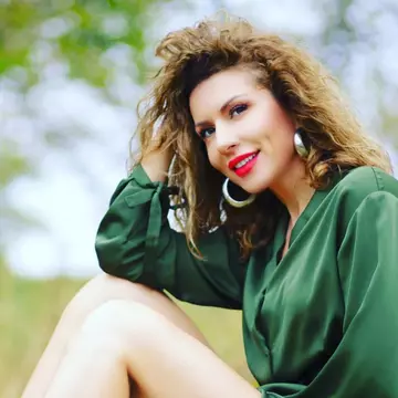 Carmen Brumă, momente dramatice în lupta cu kilogramele: „M-a găsit mama la -35 de grade pe balcon, întinsă, goală”