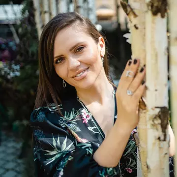 Cristina Șișcanu, criticată după ce a început să predea lecții de gramatică online. Cum le-a răspuns răutăcioșilor