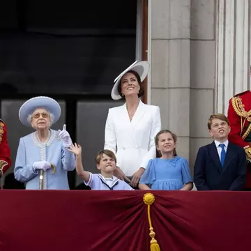 Jubileul de Platină: De ce familia regală s-a îmbrăcat în albastru la ceremonia „Trooping the Colour”
