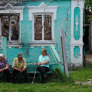 Viața în Donbas, prima linie a frontului din Ucraina: „De ce m-a pedepsit Dumnezeu să mă nasc aici?”