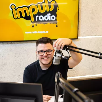 Mihai Hînda, vocea energică de la Radio Impuls: „Mi se pare destul de funny cum arată începutul unei seri în comparație cu finalul aceleași seri"