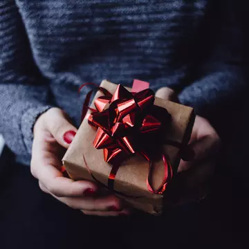 7 idei de cadouri ideale pentru mama ta