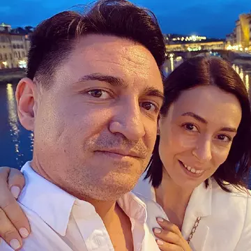 Cum arată soția lui George Buhnici în costum de baie. Lorena are 41 de ani