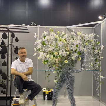 Nicu Bocancea a câștigat locul 4 la Europa Cup 2022, cea mai importanta competitie de floristică din Europa