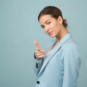 Ținutele business casual: nelipsite în garderoba unei femei. Cum să impresionezi mereu la locul de muncă?