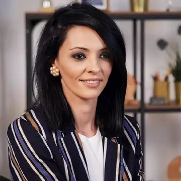 EXCLUSIV. Cosmina Păsărin: "Lecțiile au fost dure și greu de acceptat!". Destăinuirile tulburătoare ale vedetei