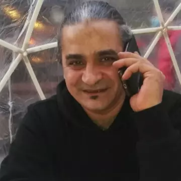 Marius Csampar, unul dintre criminalii în serie ai României, la mare pe banii Primăriei. "Arătați ucigător de bine"