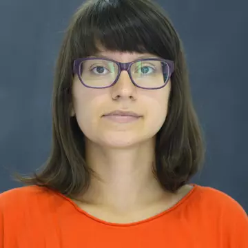 Povestea Alexandrei Tănase, farmacist voluntar Medici fără Frontiere. „Cel mai greu a fost să înțeleg politica din locurile în care am fost (Haiti & Africa Centrală)”