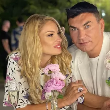Cristi Borcea are aceleași ritualuri de înfrumusețare ca soția sa. "Amândoi facem asta. Nu mi-e rușine!"