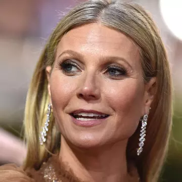 Gwyneth Paltrow, ședință foto nud la 50 de ani