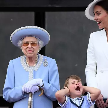 Prințul Louis nu poate conștientiza moartea străbunicii. Ce i-a spus mamei sale, Kate Middleton, în ziua înmormântării