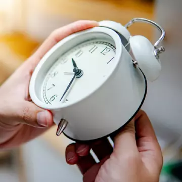 Ora de iarnă 2022 în România. Când trebuie să dăm ceasurile înapoi