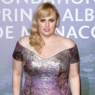 Rebel Wilson, de nerecunoscut. Actrița a slăbit 35 de kilograme