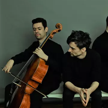 Pianistul Andrei Irimia lansează un nou album și începe un turneu național