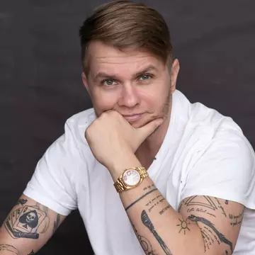 Codin Maticiuc a devenit tată pentru a doua oară. Iubita lui a adus pe lume o fetiță