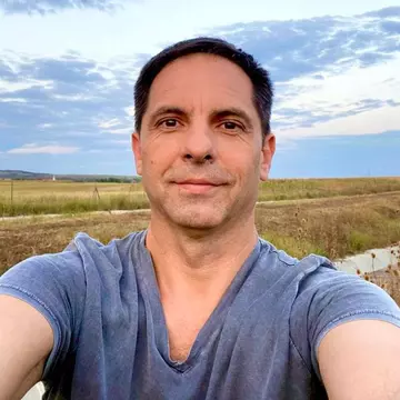 Dan Negru, despre dispariția Andreei Marin și a Mihaelei Rădulescu de pe micile ecrane: „Un efect al sărăciei”
