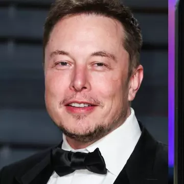 Elon Musk a cumpărat Twitter cu 44 miliarde dolari. Prima decizie luată de acesta